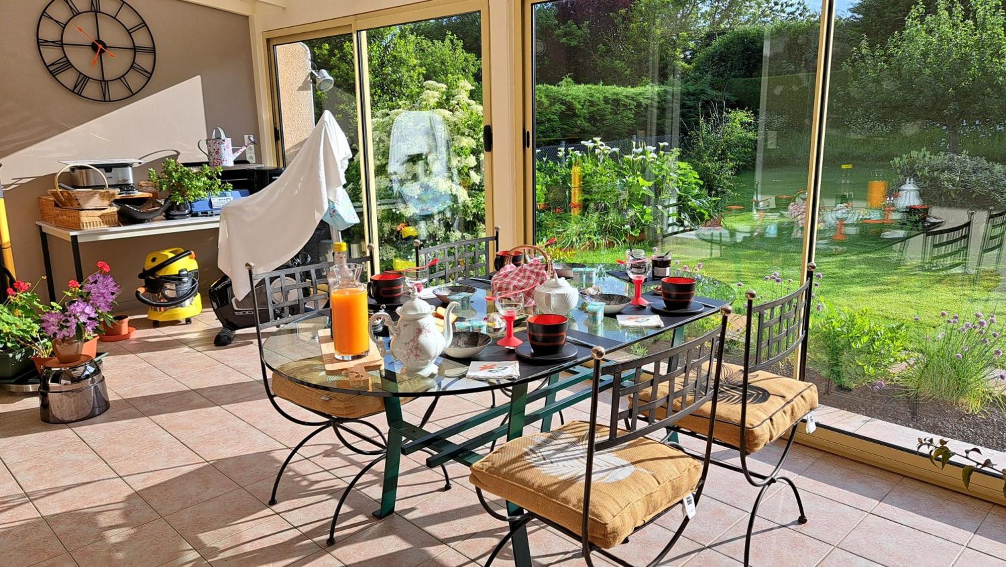Chambre Privee Avec Salon, Garage Voiture, Velos, Motos Tourville-sur-Arques Luaran gambar