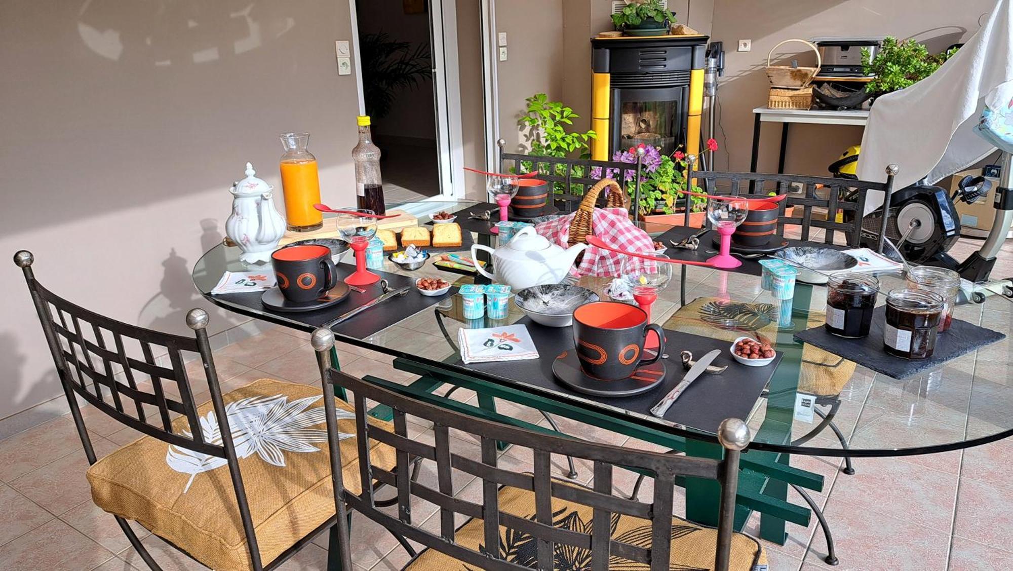 Chambre Privee Avec Salon, Garage Voiture, Velos, Motos Tourville-sur-Arques Luaran gambar